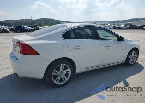 2015 Volvo S60 Premier z USA, uszkodzony, nr VIN YV140MFK8F1350796